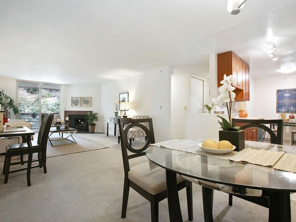 1st image of 303 Philip Dr APT 207