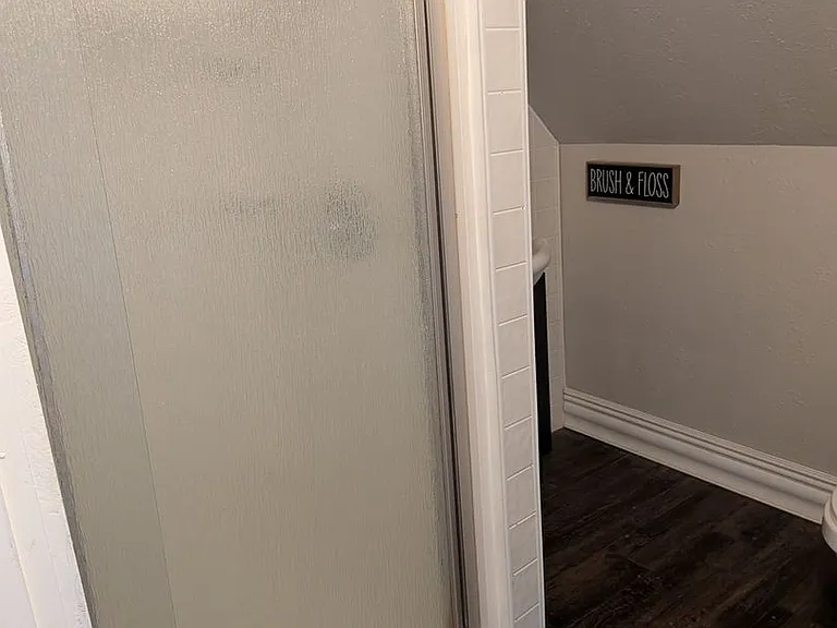 609 Jefferson St — Photo 16