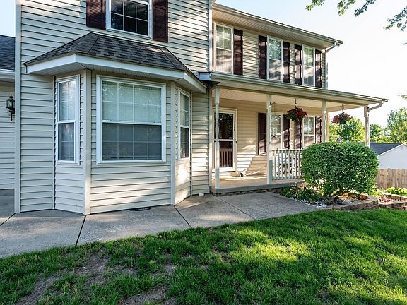 5th image of 1206 W Acacia Ct