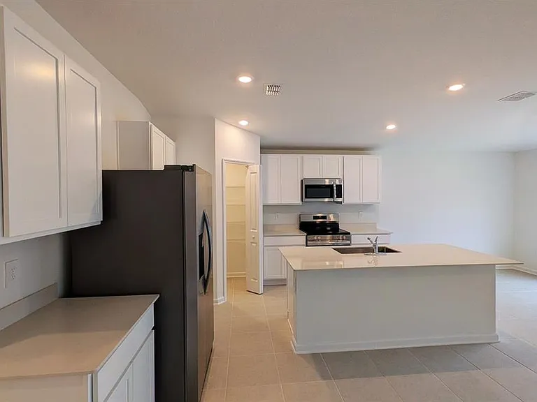 2838 Pennachio Dr — Photo 13