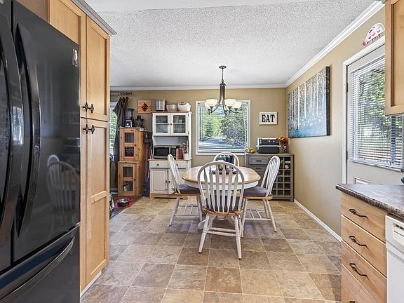 5th image of 509 Clearwater Valley Rd