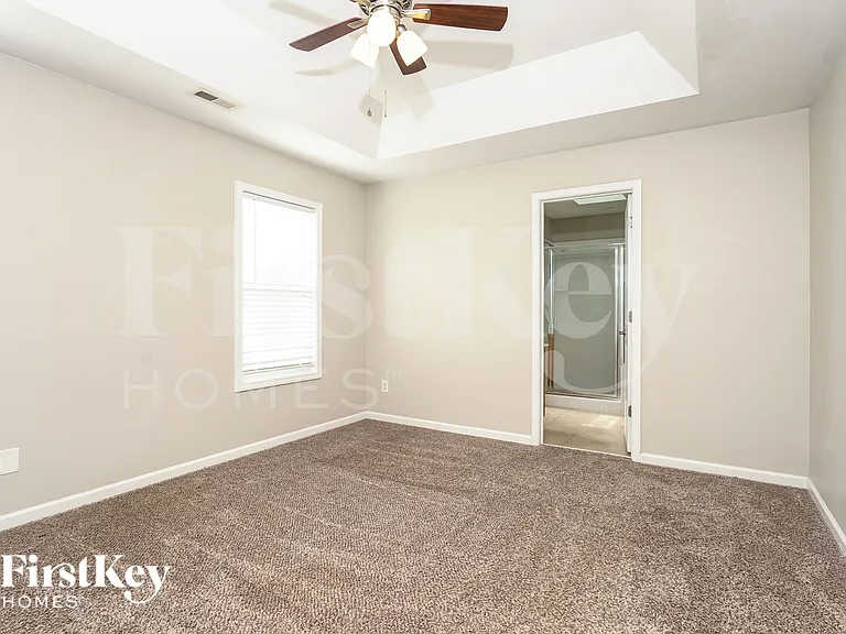 221 Bridgewater Dr — Photo 10