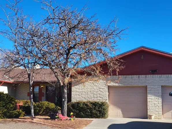 1509 Kit Carson Dr, Gallup, NM 87301