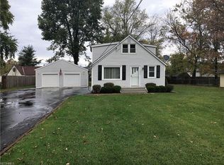 1034 Bryce Ave, Aurora, OH 44202