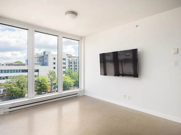 150 Cordova St E #902 — Photo 7