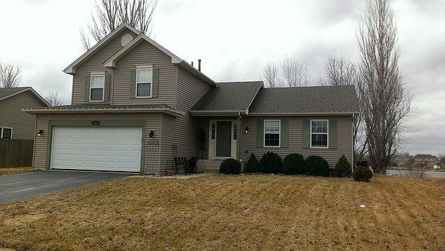 1st image of 531 Lakeview Dr