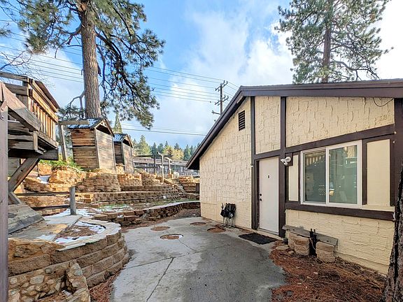 5th image of 41753 Switzerland Dr #B