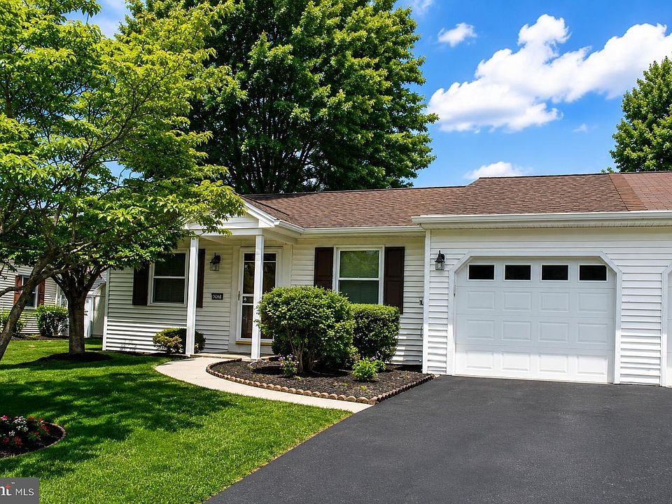 1st image of 2021 Brentwood Dr
