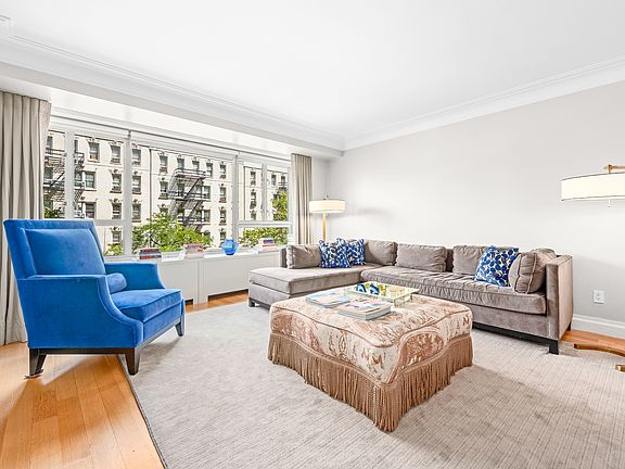 3rd image of 200 E 66th St APT C401