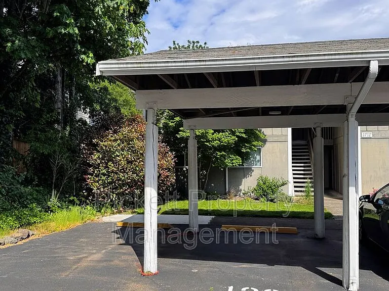 3206 Pine Rd NE #C14 — Photo 16