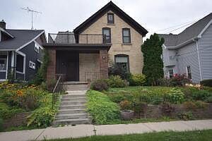 1st image of 242 North 10th AVENUE