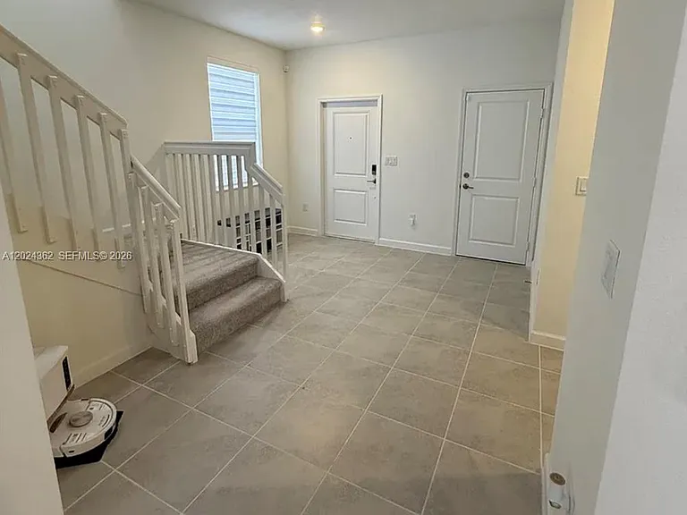 2584 SE 25th Ave — Photo 11