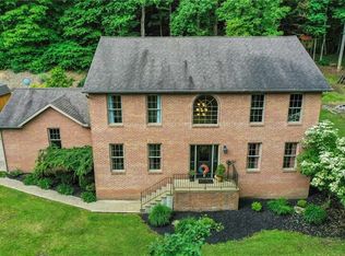 502 Leslie Rd, Valencia, PA 16059