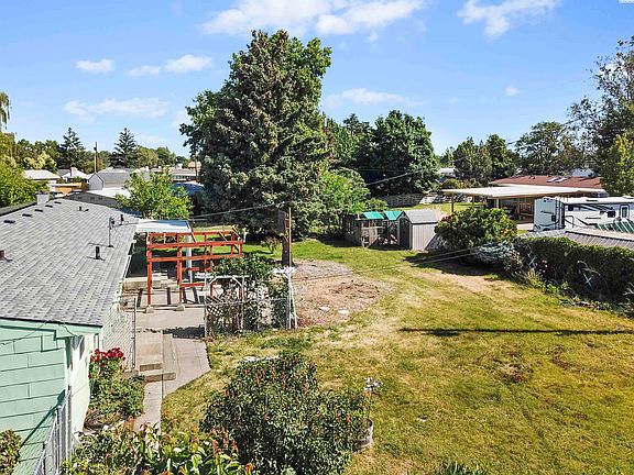 5th image of 1014 Cedar Ave