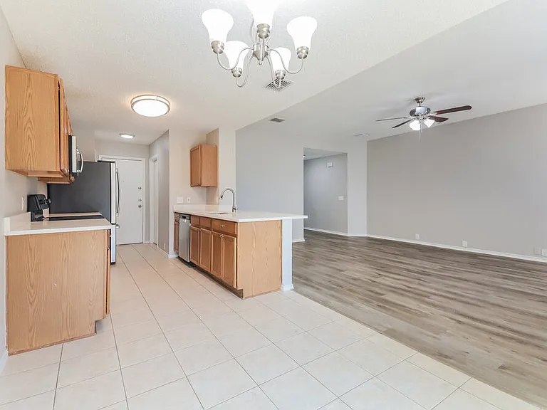 3317 Bentgate Ct — Photo 8