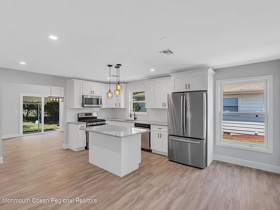 2nd image of 603 Jamaica Blvd