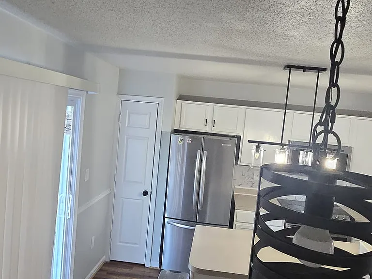2401 Repton Ct — Photo 14