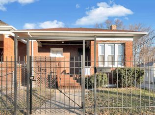 320 E 69th Pl, Chicago, IL 60637