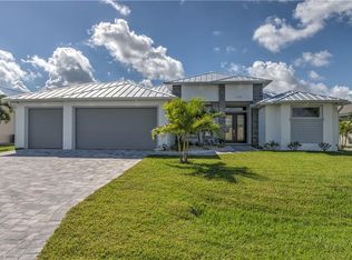 2004 SW 28th Ln, Cape Coral, FL 33914