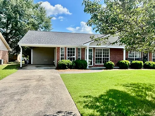 9-11 Pebblecreek Dr NW Photo 1 9-11 Pebblecreek Dr NW Photo 1