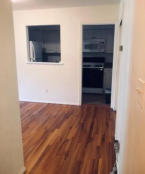 5 Brevoort Dr #2E — Photo 4