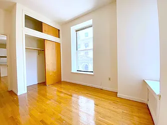Rented by Manhattan Spaces