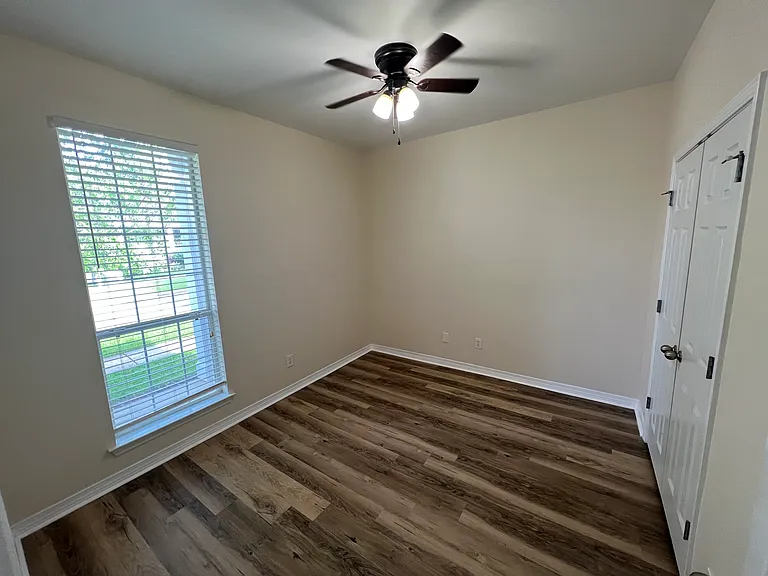 29920 Saint Simon St — Photo 3