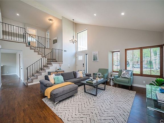 3rd image of 27808 Sycamore Creek Dr