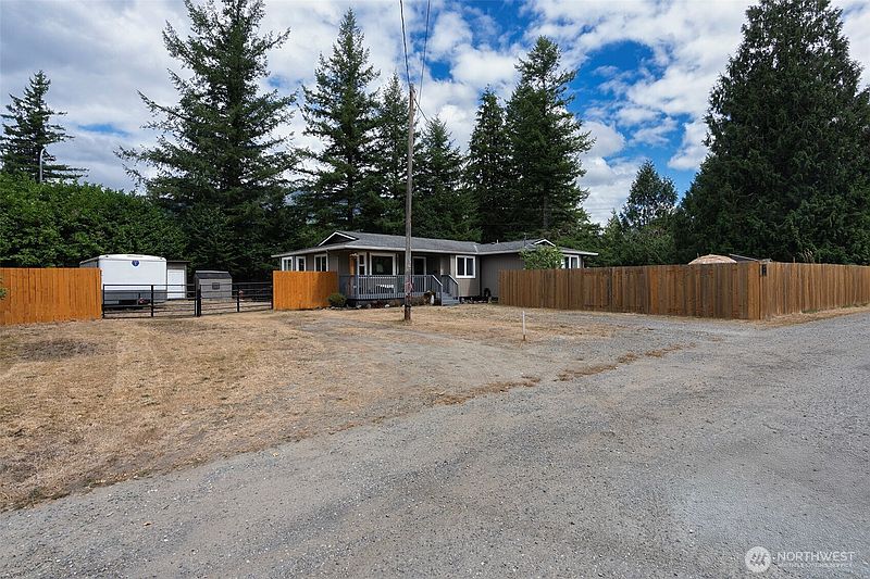 2nd image of 17126 415th Avenue SE