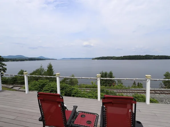 482 Farrant Street, Newport City, VT 05855