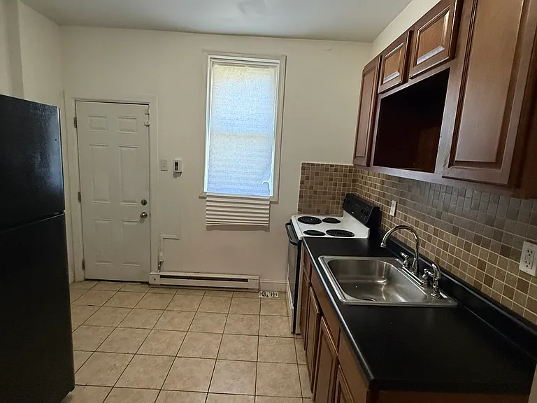 1248 S Ruby St — Photo 3