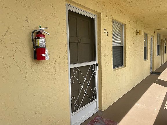 3rd image of 777 S Federal Hwy APT G217