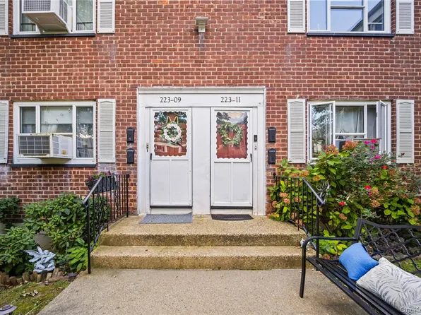 223-11 Manor Road #Upper, Queens Village, NY 11427