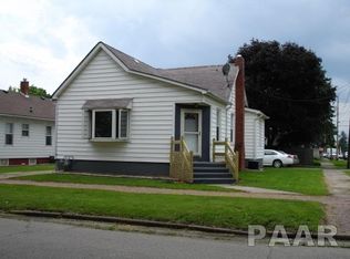 706 S 1st Ave, Canton, IL 61520