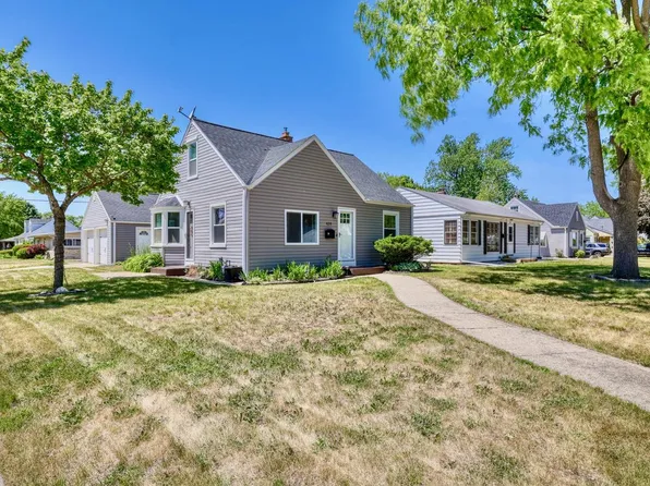 420 Scott AVENUE, Waukesha, WI 53186