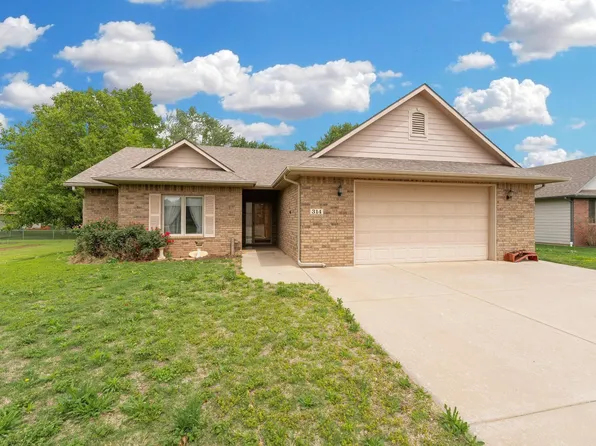314 E Evergreen Ct, Cheney, KS 67025