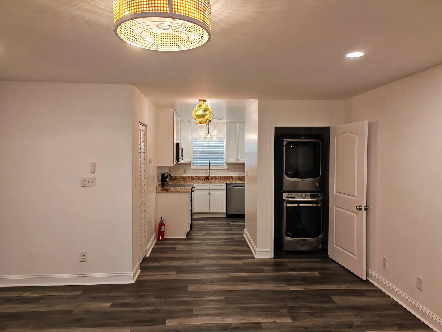 2511 Arkansas Ave — Photo 2