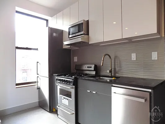 Rented by Blue Egg Realty Corp | media 18