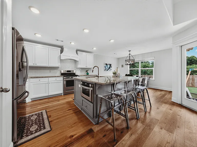 5803 W Poison Springs Dr — Photo 9