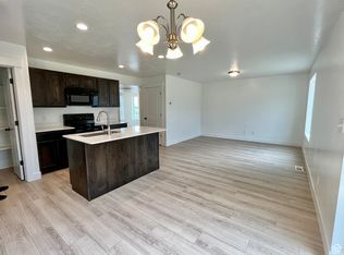 1937 S Freestone Blvd, Santaquin, UT 84655