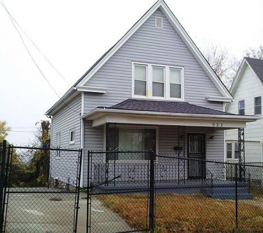 1st image of 922 Cleveland Ave