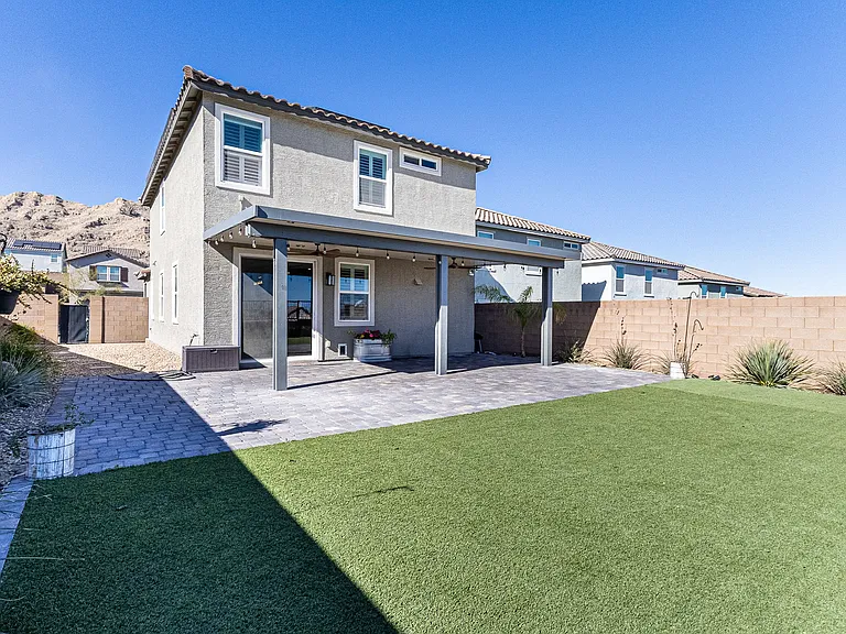 5390 Robinera Ct — Photo 36