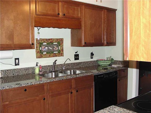 5th image of 8005 Sequoia Ct