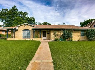 11341 Glen Cross Dr, Dallas, TX 75228
