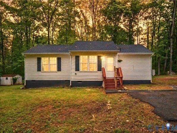5037 Harlem River Dr, Ruther Glen, VA 22546