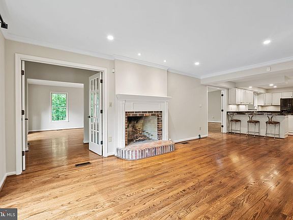 5th image of 6506 Bellamine Ct