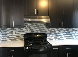 31-40 48th St FLOOR 3, Astoria, NY 11103