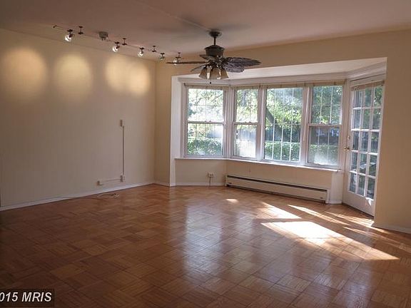 4th image of 3511 Valley Dr #3511