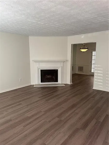 2 bed, 2.5 bath, 1160 sqft, $1,850 — Photo 3