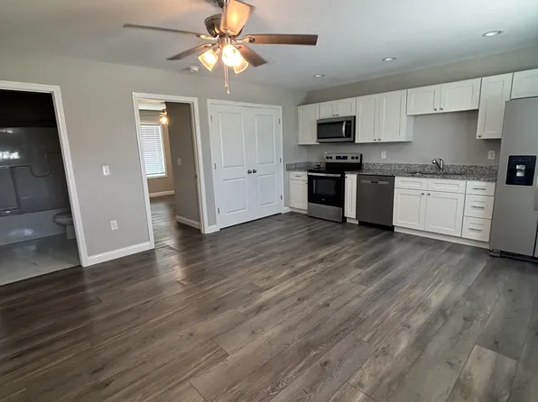 900 Lake Harriette Dr #912, Berea, KY 40403